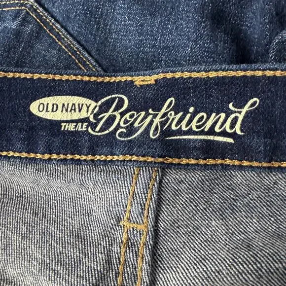 Old Navy SZ 8 Boyfriend Jean Shorts Cuffed Mid-Rise Zip-Fly Whiskered Dark Wash - Picture 4 of 6
